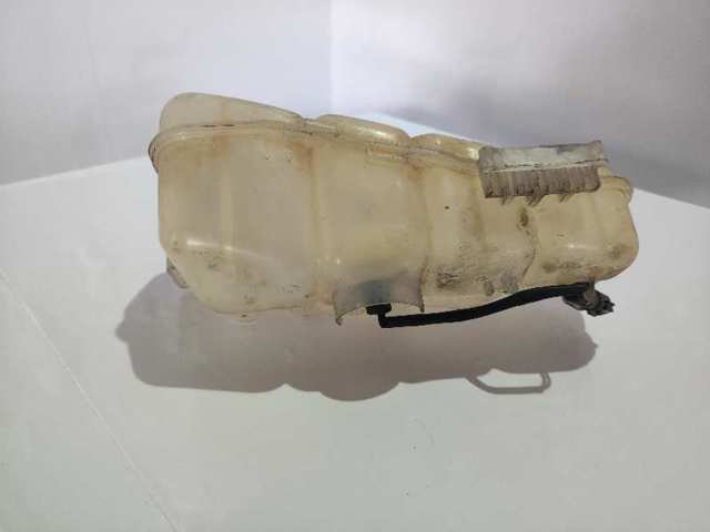 Vaso de expansión para Volvo V40 525, 526