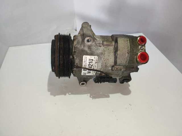 OPEL 39029421 Compresor de aire acondicionado  disponible Valladolid