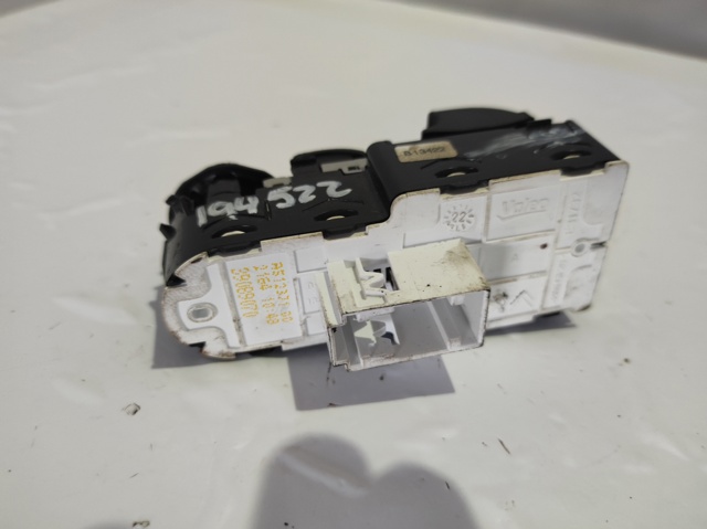 39089070 Opel