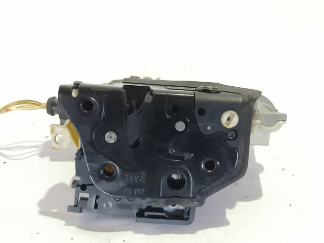 VAG 3C4839016A Cerradura de la puerta trasera derecha  en stock Valencia