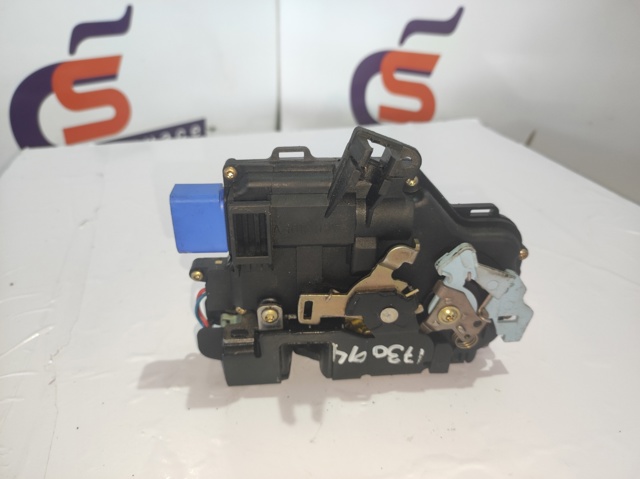 VAG 3D1837016 Cerradura de puerta delantera derecha comprar Tarragona