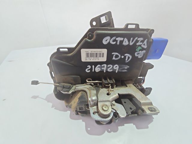 VAG 3D1837016AC Cerradura de puerta delantera derecha  comprar en Albacete