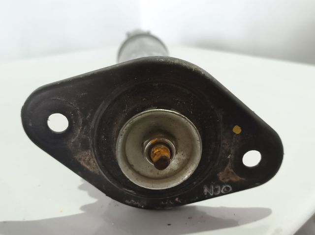 Amortiguadores traseros 4531034000 SSANG YONG
