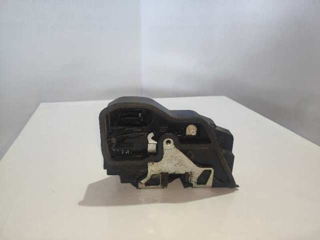 BMW 51217202146 Cerradura de puerta delantera derecha  disponible España
