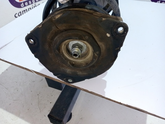 Amortiguador delantero 543022646R RENAULT
