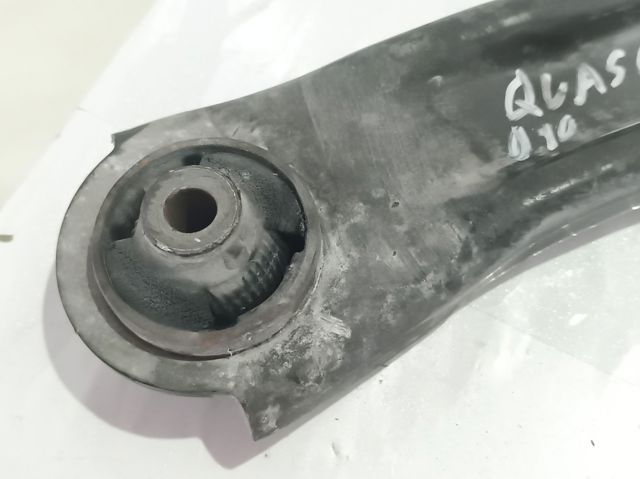 54500BB00A NISSAN Brazo inferior derecho de la suspensión delantera comprar Alcalá