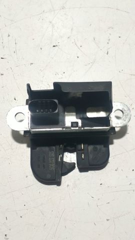 5G6827505 Cerradura de tapa de maletero  disponible Burgos