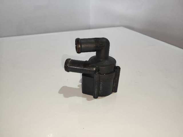 5N0965561 VAG Bomba de agua eléctrica auxiliar  en stock Gandía