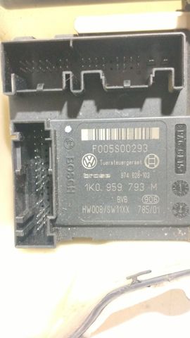 5P0837401N Motor del elevalunas de la puerta delantera izquierda  comprar en Zaragoza