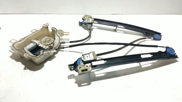 VAG 5P0837401N Motor del elevalunas eléctrico  en stock Terrassa