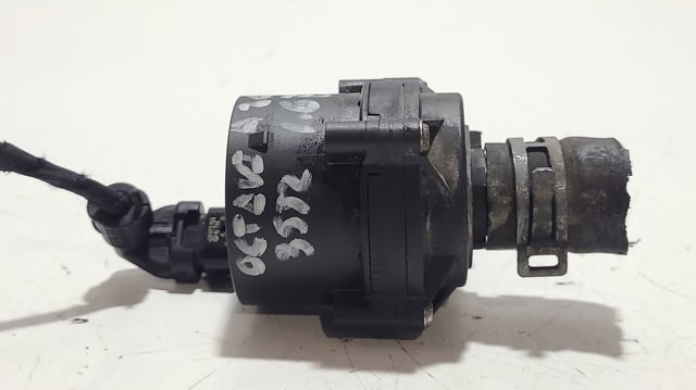 Bomba de agua eléctrica auxiliar 5Q0965567J VAG