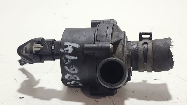 5Q0965567J VAG Bomba de agua eléctrica auxiliar  comprar en Oviedo