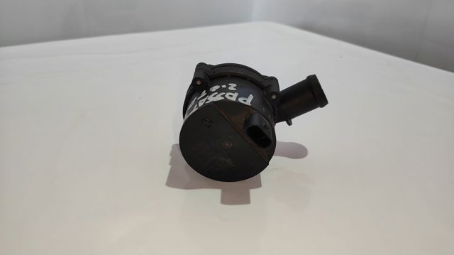 VAG 5Q0965567J Bomba de agua eléctrica auxiliar  comprar en Ponferrada