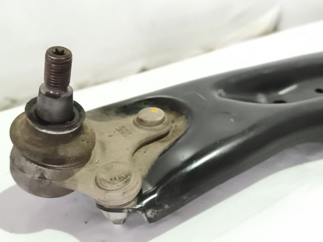 5WA407151 VAG Brazo inferior izquierdo de la suspensión delantera comprar Madrid