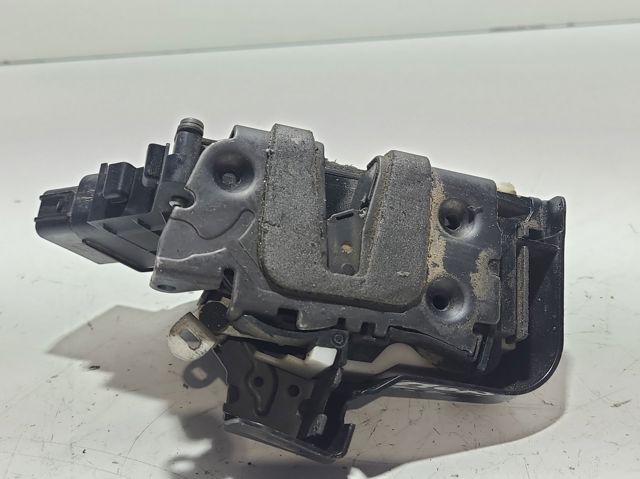 FORD 6M2AR26412BC Cerradura de la puerta trasera derecha  en stock Salamanca