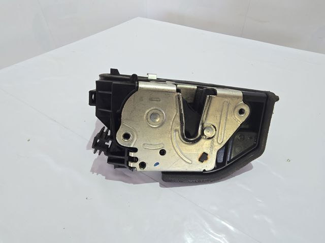 7202148 Cerradura de la puerta trasera derecha  disponible Burgos