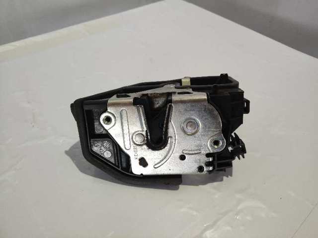 7229459 BMW Cerradura de puerta trasera izquierda  en stock Gandía