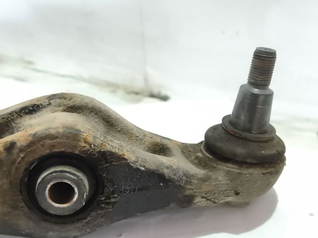 7L0407153B VAG Brazo inferior izquierdo de la suspensión delantera  comprar en Jaén