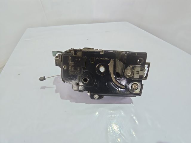 7L0839015D VAG Cerradura de puerta trasera izquierda  comprar en Oviedo