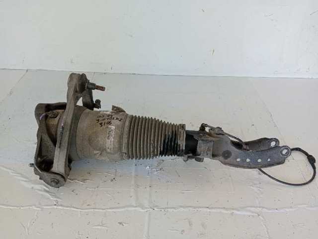 Amortiguador eje delantero izquierda 7L8413031M VAG