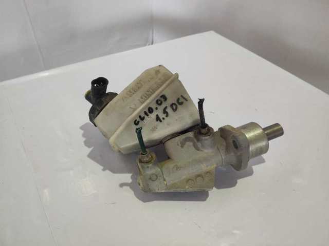 Alternador del motor 8200022774 RENAULT