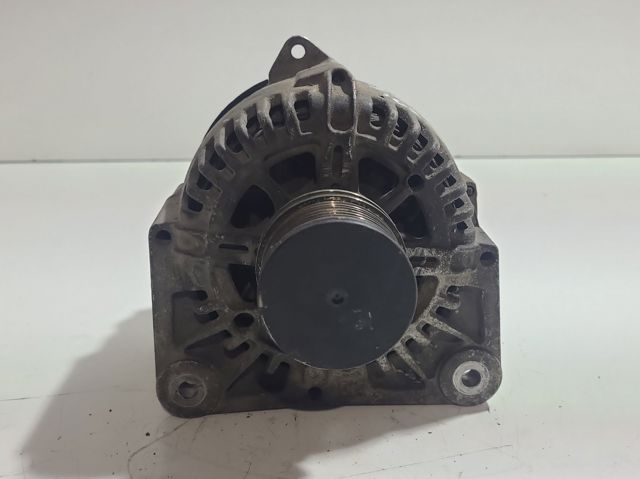 8200100907 RENAULT Alternador  comprar en Jaén