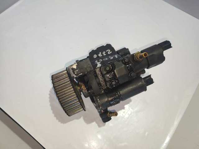 RENAULT 8200430599 Bomba inyectora  en stock Valencia