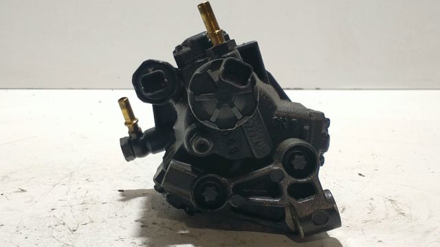 8200430599 RENAULT Bomba inyectora  en stock Córdoba