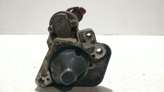 8200584675B RENAULT Motor de arranque  en stock Córdoba