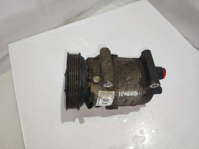 8200940837 RENAULT Compresor de aire acondicionado  en stock Huelva