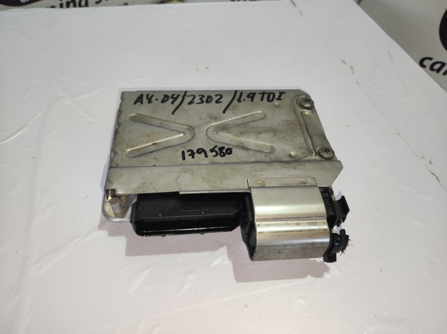 8E0907411 Unidad de control del motor (ECU)  disponible Burgos