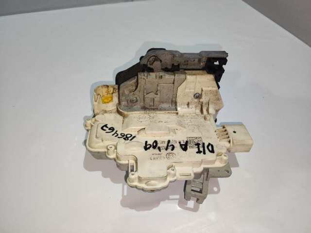 8J1837015A VAG Cerradura de puerta delantera izquierda  disponible Ourense