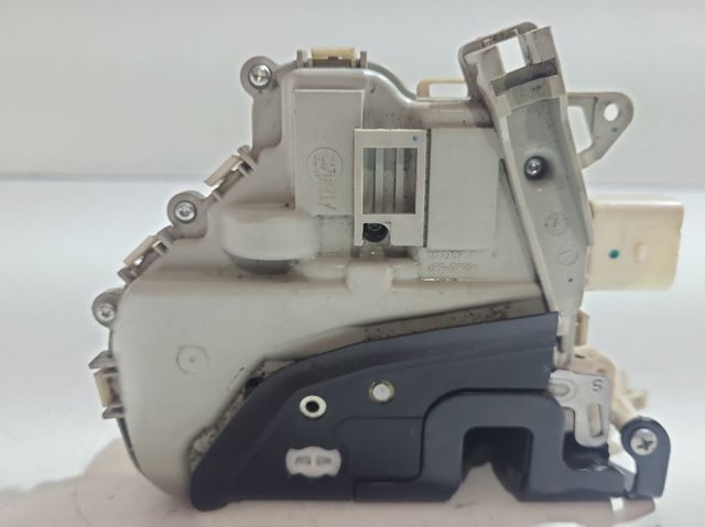 8J1837015C VAG Cerradura de puerta delantera izquierda  comprar en Jaén
