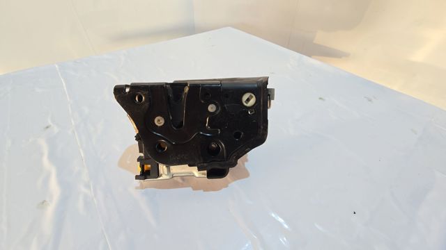 8J1837016C VAG Cerradura de puerta delantera derecha  en stock Córdoba