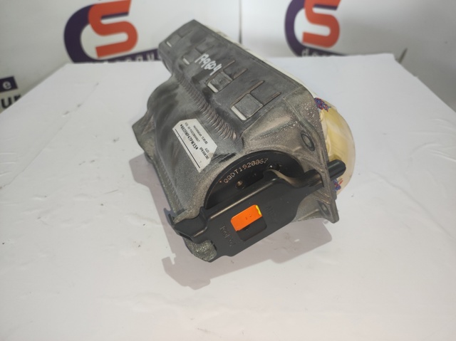 8P0880202 VAG