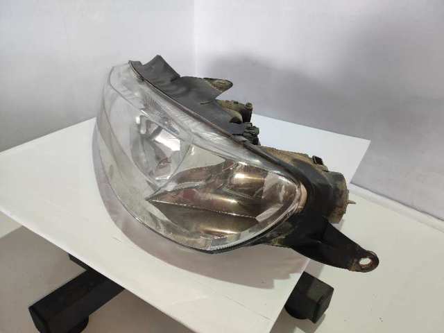 Faros delantero izquierdo 9630423277 PEUGEOT