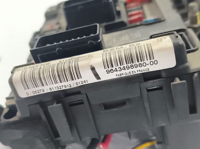 PEUGEOT 9643498980 Caja de fusibles  comprar en Murcia