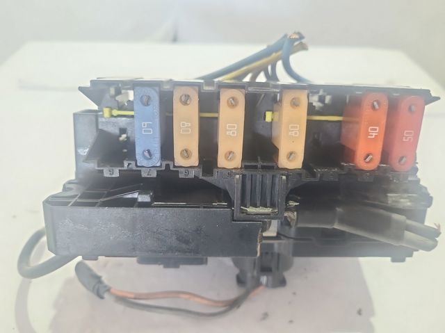 9656086080 PEUGEOT Caja de fusibles comprar Bilbao
