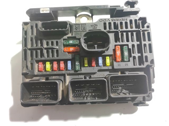 9656086080 PEUGEOT Caja de fusibles  comprar en Jaén