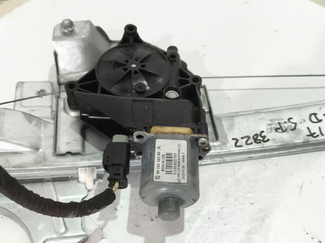Mecanismo de elevalunas delantero derecha para Peugeot 208 CA, CC