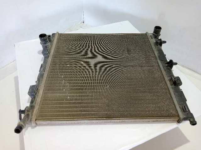 Radiador de agua 9680239580 PEUGEOT