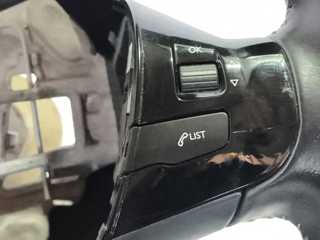 PEUGEOT 98084115XU Módulo de interruptores del volante comprar Barcelona