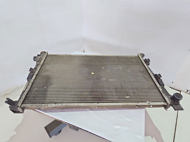 Radiador del motor A1685001702 MERCEDES