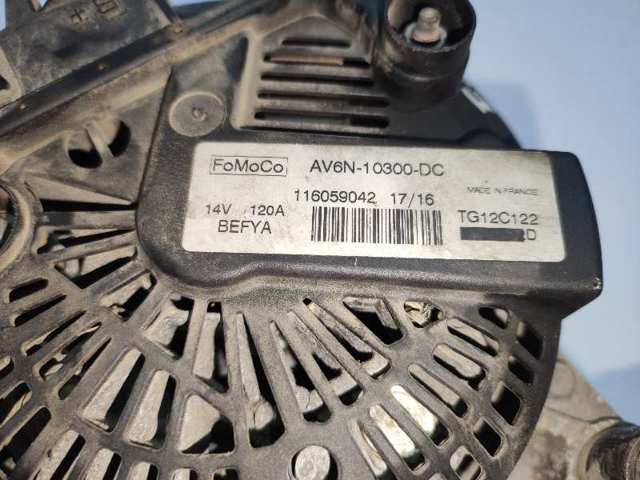 AV6N10300DC Ford