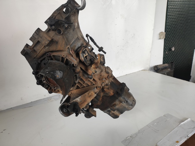 FRF VAG Caja de cambios manual completa  disponible Alicante