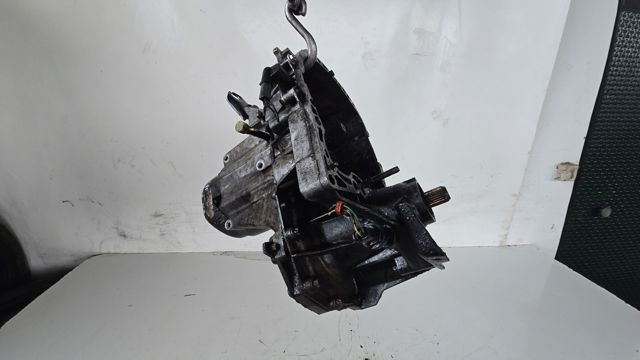 JB3974 Renault (RVI)