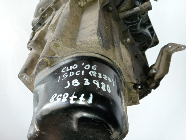 JB3980 Renault (RVI)