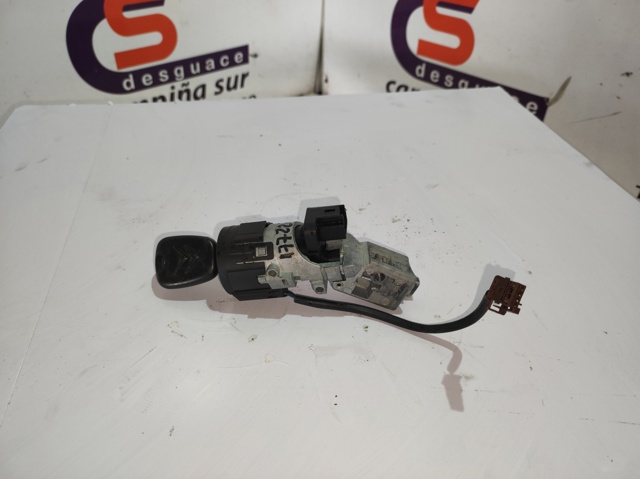 PEUGEOT N0502455 Cerradura de encendido  disponible Lugo