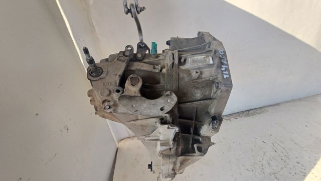 TL4A000 Renault (RVI)