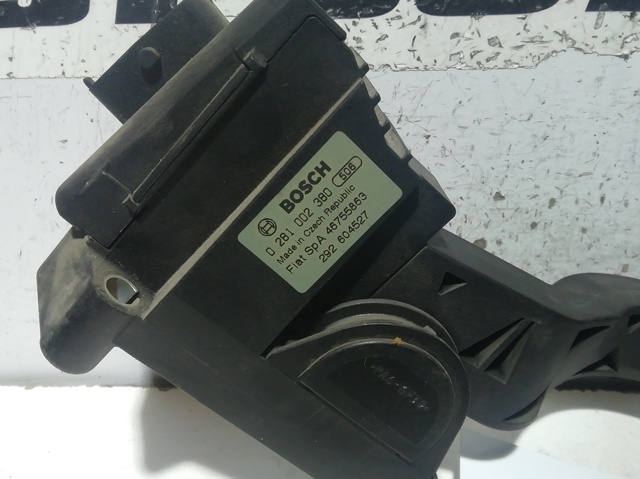 Potenciómetro pedal Alfa Romeo 147  (937)
